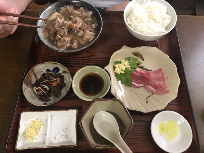 Goat Meat Sashimi Set